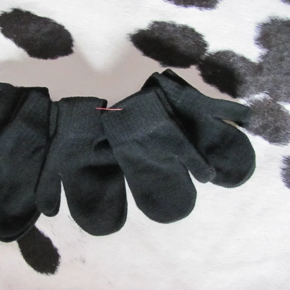 CAT & JACK KIDS SET OF 5 PAIRS OF MITTENS NWT